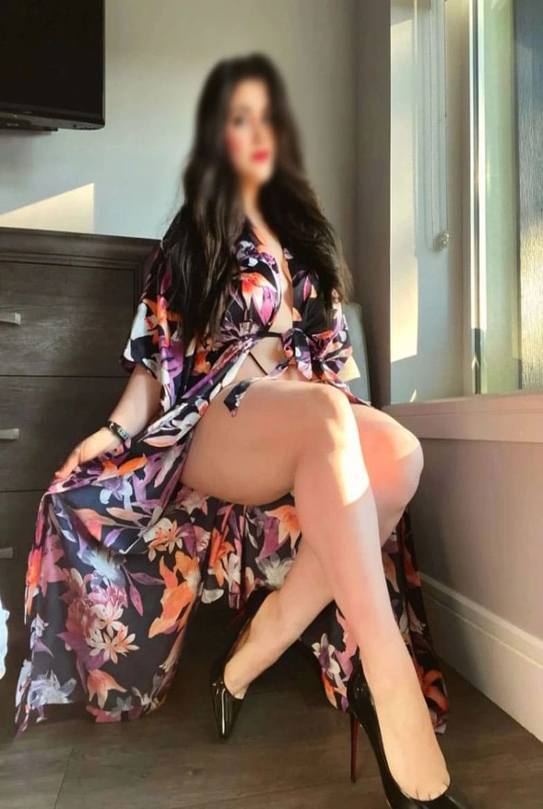 Attractive independent escort kolkata close-up
